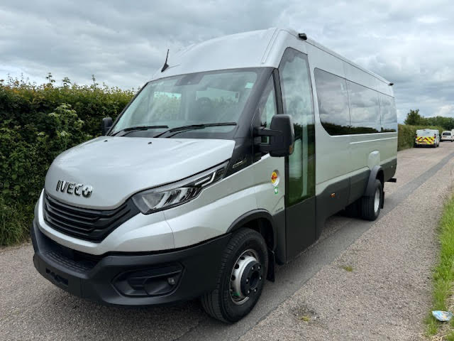 22 Seater Minibus Hire